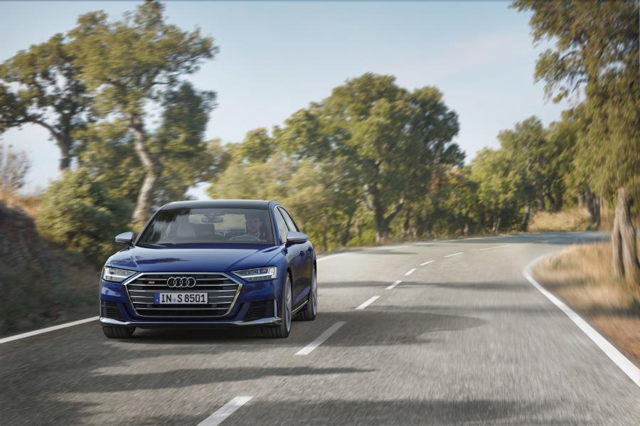  Audi S8 (D5) 2019 года  (WW) (фото 3 из 45)